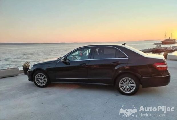 Mercedes E220 CDI W212 2010 – očuvan, bez ulaganja ✅