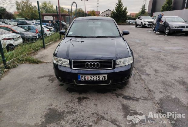 Prodajem audi a4