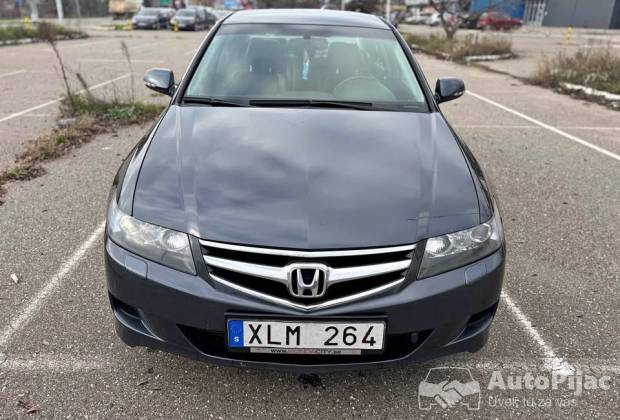Honda Accord 2.2 CDI																											2007. godište