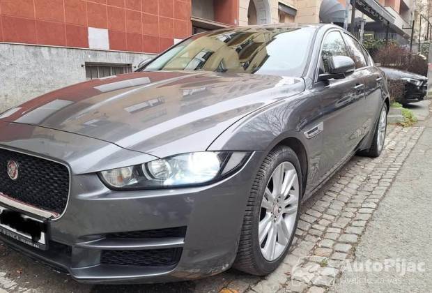 Jaguar XE 2.0 Dynamic																											2016. godište