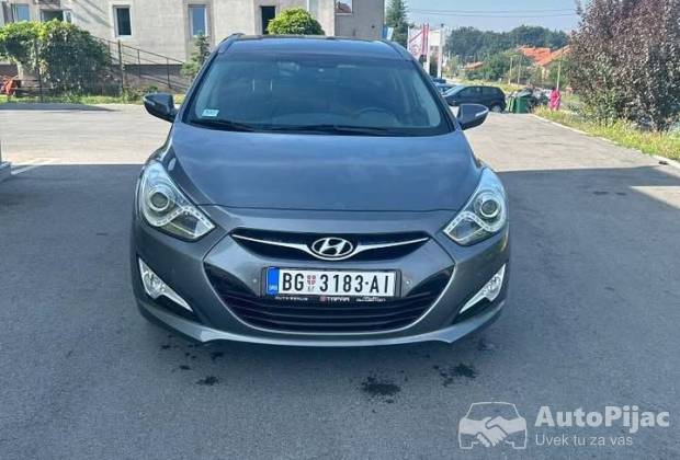 Hyundai i40 																											2011. godište