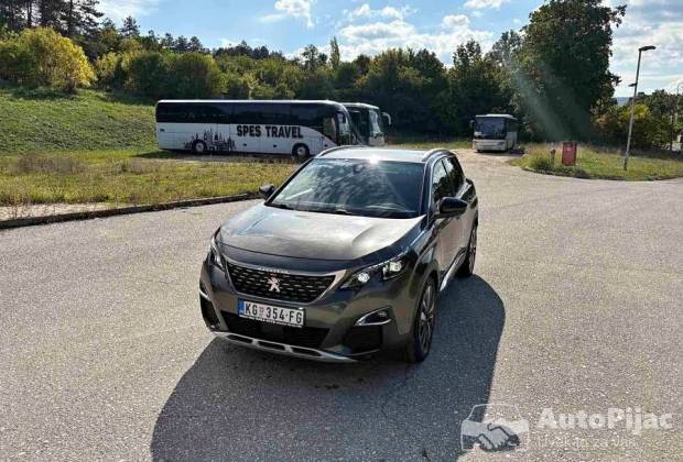 Peugeot 3008 																											2017. godište
