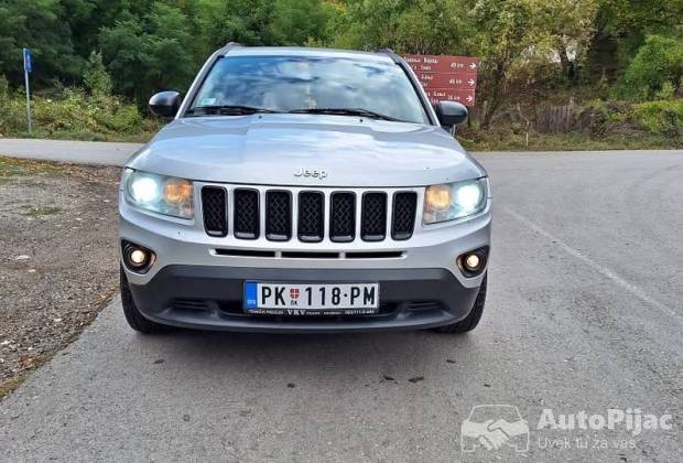 Jeep Compass 																											2011. godište