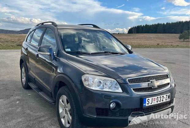 Chevrolet Captiva 2.0   /4x4/																											2008. godište