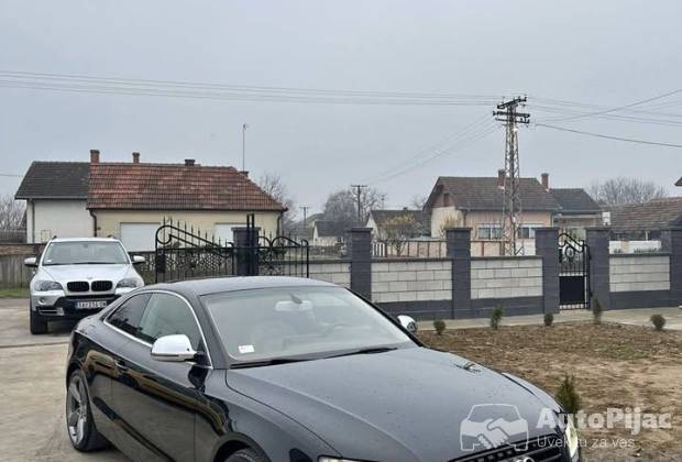 Audi A5 																											2007. godište