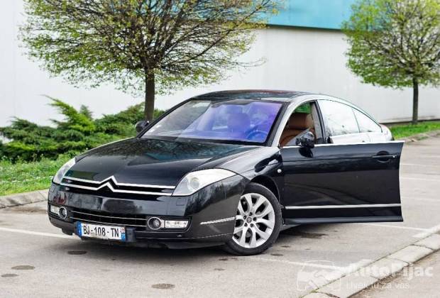 Citroen C6 3.0HDI EXCLUSIVE																											2011. godište