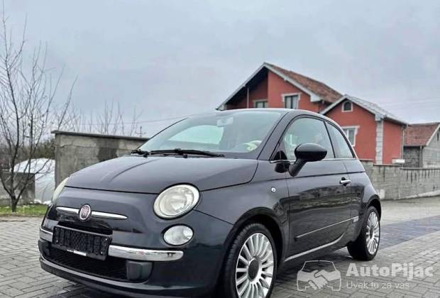 Fiat 500 																											2011. godište