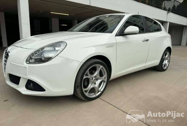 Alfa Romeo Giulietta 1.4 B																											2013. godište