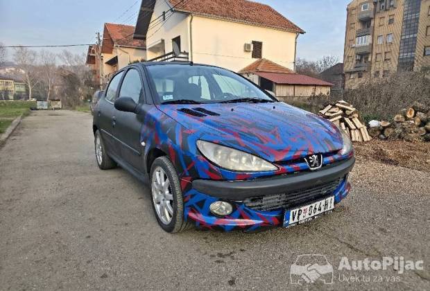 Peugeot 206 																											2003. godište