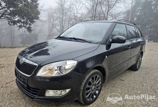 Škoda Fabia 1.2TSI/ SPORTLINE																											2011. godište
