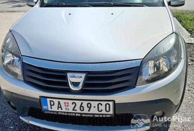 Dacia Stepway 1.6																											2011. godište