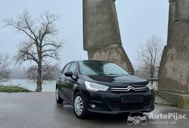 Citroen C4 1.6 hdi																											2011. godište