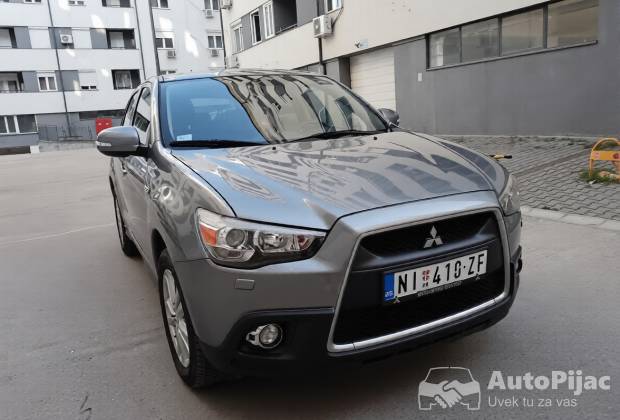Mitsubishi ASX 																											2011. godište