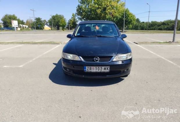Opel Vectra B 2.0 dizel sedan Zrenjanin, registracija do 2026