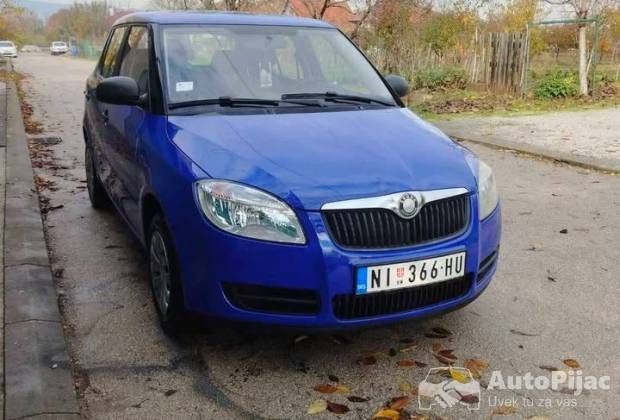 Škoda Fabia 1.2 6v																											2009. godište