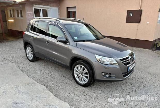 Volkswagen Tiguan 2.0 TDI 4x4																											2008. godište